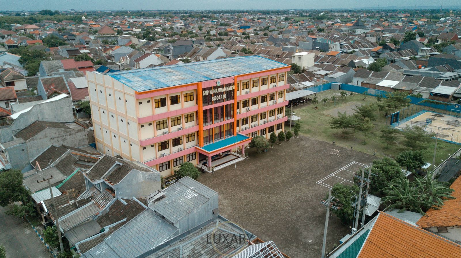 Video Profil SMP Muhammadiyah 10 Surabaya